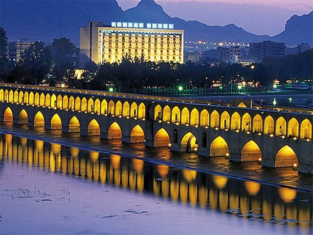 خرید مدرک تحصیلی در اصفهان